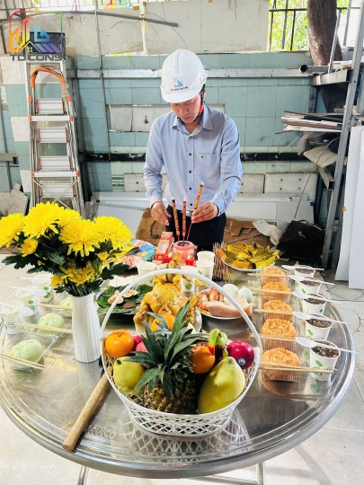 Công tác cúng tháo dỡ nhà cũ (TP.HCM)